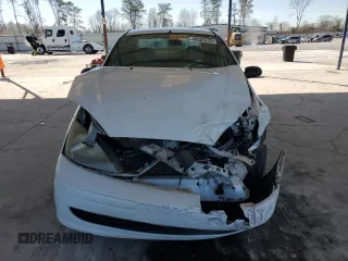 2003 Ford Focus SE with VIN 1FAFP34P93W235499, listed as a Copart auction lot 46503275 with 78,411 mi miles and Salvage Title. Bid and sale history available at carsss.com. Image 5.
