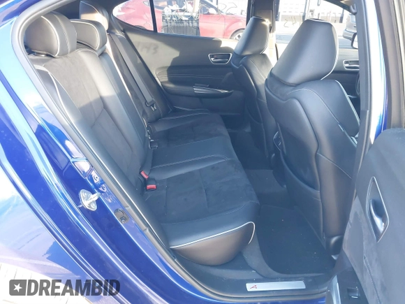 2019 Acura TLX w/A-Spec Pkg with VIN 19UUB1F6XKA000681, listed as a IAAI auction lot 41224143 with 58,960 mi miles. Bid and sale history available at carsss.com. Image 8.