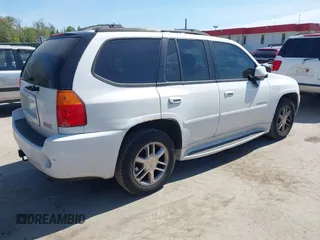 2008 GMC Envoy Denali with VIN 1GKET63M482171059, listed as a IAAI auction lot 42109163 with 173,415 mi miles. Bid and sale history available at carsss.com. Image 4.