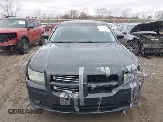 2008 Dodge Magnum SXT with VIN 2D4FV37VX8H225695, listed as a IAAI auction lot 42037741 with 196,099 mi miles and . Bid and sale history available at carsss.com. Image 12.