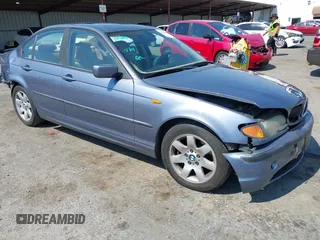 2003 BMW 3 Series 325i with VIN WBAAZ33423PH30501, listed as a IAAI auction lot 42724905 with 134,348 mi miles and . Bid and sale history available at DreamBid. Image 1.