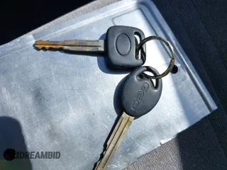 1997 Geo Prizm LSi z VIN 1Y1SK5269VZ446843, wystawiony jako IAAI lot #42521888 z przebiegiem 72 451 mil mil oraz . Historia ofert i sprzedaży dostępna na DreamBid. Obrazek 11.