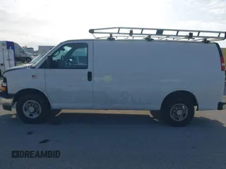 2019 Chevrolet Express Cargo Van with VIN 1GCWGAFG5K1254736, listed as a IAAI auction lot 41880050 with 136,132 mi miles. Bid and sale history available at carsss.com. Image 15.