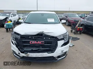 2024 GMC Terrain SLE with VIN 3GKALMEG3RL382747, listed as a IAAI auction lot 41568279 with 9,222 mi miles. Bid and sale history available at carsss.com. Image 12.