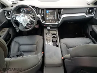 2020 Volvo V60 Momentum with VIN YV1102EK2L2370752, listed as a Copart auction lot 77350224 with 31,971 mi miles and Salvage Title. Bid and sale history available at carsss.com. Image 8.