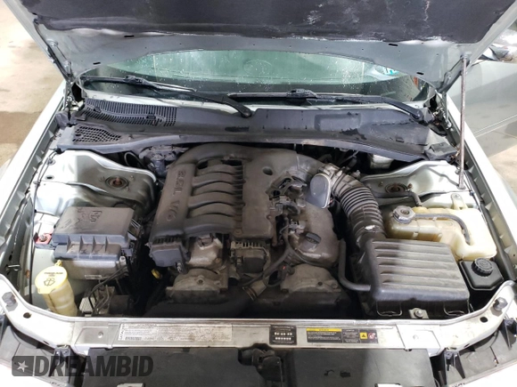 2005 Chrysler 300 with VIN 2C3JA53G65H556313, listed as a Copart auction lot 51839305 with 124,358 mi miles and Salvage Title. Bid and sale history available at carsss.com. Image 11.