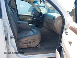 2004 Ford Explorer с VIN 1FMZU84W84UB16890, выставлен на аукционе IAAI как лот 42208403 с пробегом 266 940 миль миль и . История ставок и продаж доступна на DreamBid. Изображение 5.