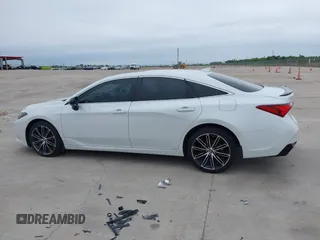 2019 Toyota Avalon XLE with VIN 4T1BZ1FB4KU032065, listed as a IAAI auction lot 42203393 with 109,649 mi miles. Bid and sale history available at carsss.com. Image 14.