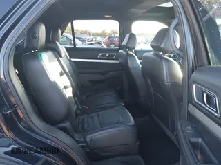 2017 Ford Explorer XLT z VIN 1FM5K8D8XHGB89706, wystawiony jako IAAI lot #40753077 z przebiegiem 96 578 mil mil oraz . Historia ofert i sprzedaży dostępna na DreamBid. Obrazek 8.