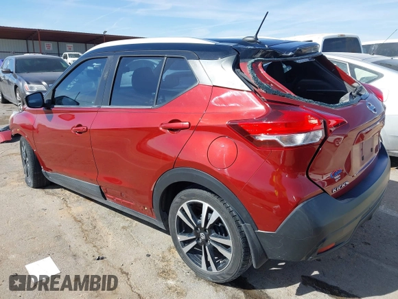 2018 Nissan Kicks S with VIN 3N1CP5CU5JL525597, listed as a IAAI auction lot 41485867 with 100,840 mi miles. Bid and sale history available at carsss.com. Image 3.