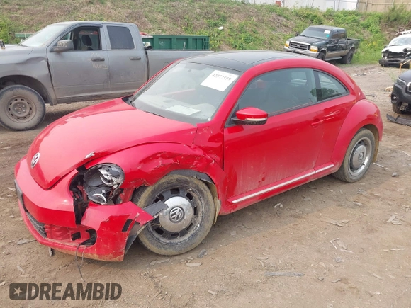 2012 Volkswagen Beetle 2.5L PZEV with VIN 3VWJP7AT8CM637489, listed as a IAAI auction lot 42377559 with 174,295 mi miles and . Bid and sale history available at DreamBid. Image 2.