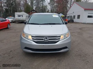 2011 Honda Odyssey EX-L with VIN 5FNRL5H65BB047291, listed as a IAAI auction lot 42094374 with 200,372 mi miles. Bid and sale history available at carsss.com. Image 12.