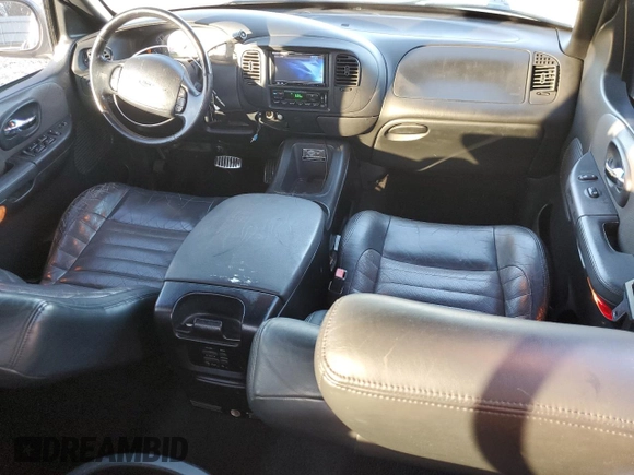 2002 Ford F-150 Harley Davidson with VIN 1FTRW07372KD29243, listed as a Copart auction lot 42972905 with 164,392 mi miles and Salvage Title. Bid and sale history available at carsss.com. Image 8.