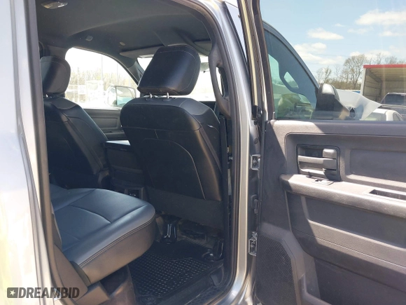 2022 Ram 2500 Tradesman with VIN 3C6UR5HJ0NG118075, listed as a IAAI auction lot 41742502 with 1 mi miles. Bid and sale history available at carsss.com. Image 8.