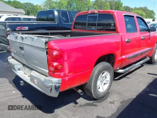 2007 Dodge Dakota SLT with VIN 1D7HE48K37S107954, listed as a IAAI auction lot 42191935 with 223,090 mi miles and . Bid and sale history available at carsss.com. Image 4.