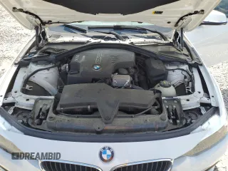 2017 BMW 3 Series 320i z VIN WBA8E1G3XHNU18555, wystawiony jako Copart lot #57665275 z przebiegiem Nie podano mil oraz Szkoda całkowita • Salvage title. Historia ofert i sprzedaży dostępna na DreamBid. Obrazek 11.