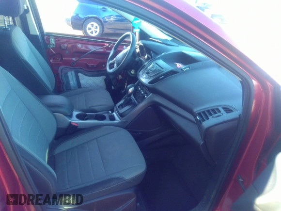 2016 Ford Escape SE with VIN 1FMCU0GX4GUA90479, listed as a IAAI auction lot 38187435 with 82,635 mi miles. Bid and sale history available at carsss.com. Image 5.