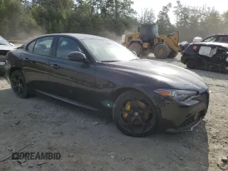 2019 Alfa Romeo Giulia Ti Sport with VIN ZARFANBN8K7605056, listed as a Copart auction lot 71777854 with 71,879 mi miles and Salvage Title. Bid and sale history available at carsss.com. Image 4.
