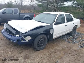 2011 Ford Police Interceptor with VIN 2FABP7BV0BX176367, listed as a IAAI auction lot 41968765 with 1 mi miles. Bid and sale history available at carsss.com. Image 2.