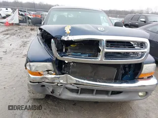 2000 Dodge Dakota with VIN 1B7GL22X8YS553040, listed as a IAAI auction lot 41186125 with 88,127 mi miles. Bid and sale history available at carsss.com. Image 6.