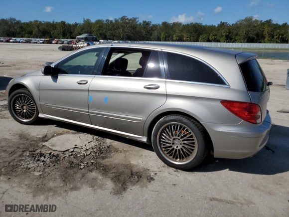 2007 Mercedes-Benz R-Class 5.0L with VIN 4JGCB75E77A040192, listed as a Copart auction lot 77212684 with 0 mi miles and Salvage Title. Bid and sale history available at carsss.com. Image 2.