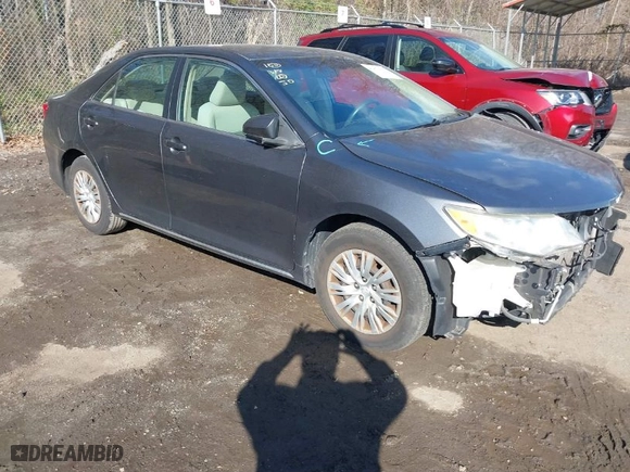 2012 Toyota Camry L with VIN 4T1BF1FK5CU101565, listed as a IAAI auction lot 41879996 with NaN miles. Bid and sale history available at carsss.com. Image 1.