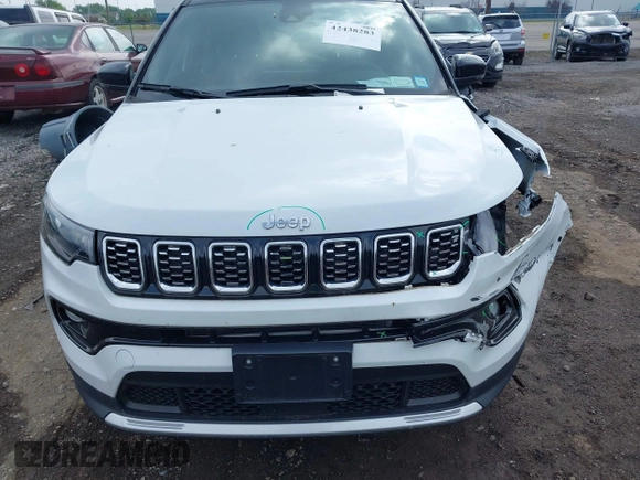 2025 Jeep Compass Limited with VIN 3C4NJDCN0ST502532, listed as a IAAI auction lot 42438283 with 2,709 mi miles and . Bid and sale history available at DreamBid. Image 13.