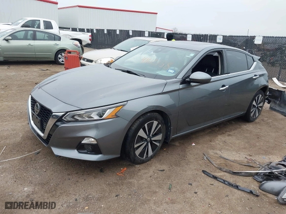 2020 Nissan Altima 2.5 SV with VIN 1N4BL4DV0LN319828, listed as a IAAI auction lot 41612158 with 66,116 mi miles. Bid and sale history available at carsss.com. Image 17.