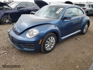 2019 Volkswagen Beetle S with VIN 3VWFD7AT6KM719671, listed as a Copart auction lot 70433954 with 0 mi miles and Salvage Title. Bid and sale history available at carsss.com. Image 1.