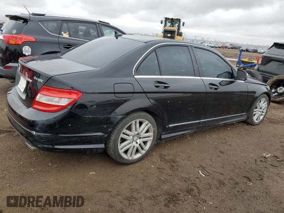 2009 Mercedes-Benz C 300 Sport z VIN WDDGF81X99F271856, wystawiony jako Copart lot #48378325 z przebiegiem 139 991 mil mil oraz Czysty tytuł • Clean title. Historia ofert i sprzedaży dostępna na DreamBid. Obrazek 3.