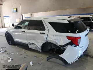 2022 Ford Police Interceptor Utility with VIN 1FM5K8AB5NGB71335, listed as a Copart auction lot 64395794 with 0 mi miles and Salvage Title. Bid and sale history available at carsss.com. Image 2.