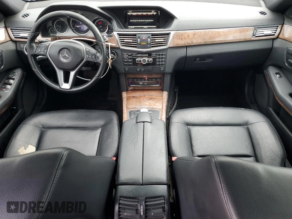 2013 Mercedes-Benz E 350 Luxury with VIN WDDHF8JB3DA677565, listed as a Copart auction lot 62122335 with 159,952 mi miles and Clean title. Bid and sale history available at DreamBid. Image 8.