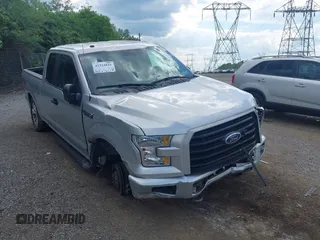 2017 Ford F-150 XL z VIN 1FTEX1EP5HFC32258, wystawiony jako IAAI lot #42224816 z przebiegiem 68 263 mil mil oraz . Historia ofert i sprzedaży dostępna na DreamBid. Obrazek 6.