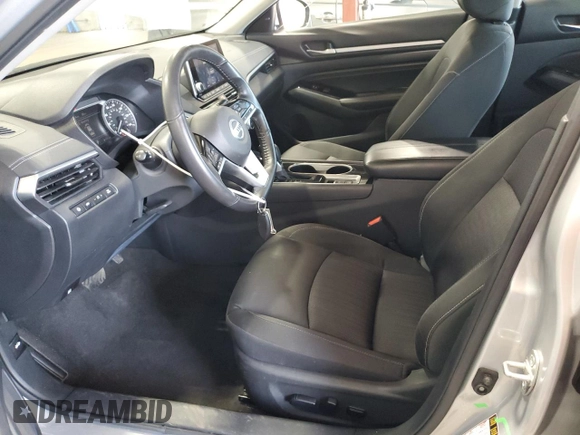 2022 Nissan Altima SV z VIN 1N4BL4DW8NN304909, wystawiony jako Copart lot #59673545 z przebiegiem 67 566 mil mil oraz Czysty tytuł • Clean title. Historia ofert i sprzedaży dostępna na DreamBid. Obrazek 7.