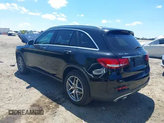 2019 Mercedes-Benz GLC 300 with VIN WDC0G4JB2KV126704, listed as a IAAI auction lot 42186764 with 63,070 mi miles and . Bid and sale history available at DreamBid. Image 3.
