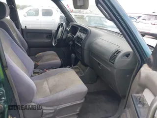 1999 Isuzu Trooper S z VIN JACDJ58X6X7922527, wystawiony jako IAAI lot #42461607 z przebiegiem 171 888 mil mil oraz . Historia ofert i sprzedaży dostępna na DreamBid. Obrazek 5.