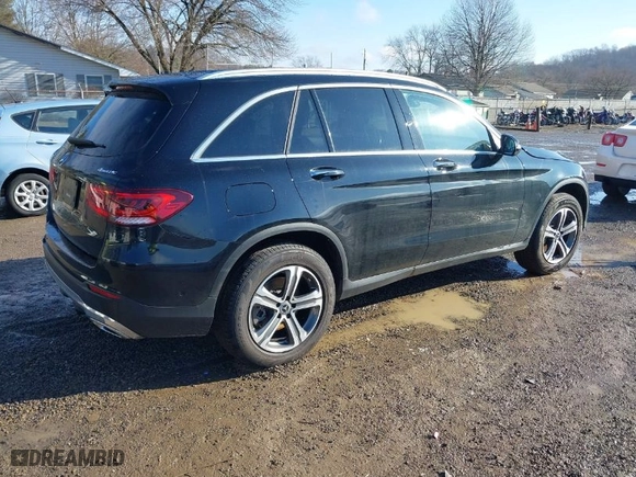2022 Mercedes-Benz GLC with VIN W1N0G8EB2NV343237, listed as a IAAI auction lot 41639586 with 33,580 mi miles. Bid and sale history available at carsss.com. Image 4.