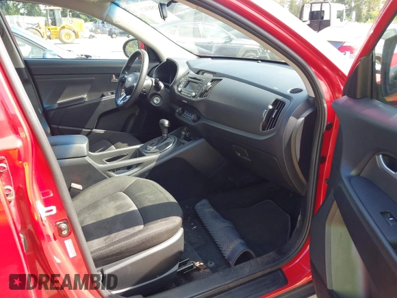 2011 Kia Sportage LX with VIN KNDPBCA20B7062048, listed as a IAAI auction lot 42583028 with 149,974 mi miles and . Bid and sale history available at DreamBid. Image 5.