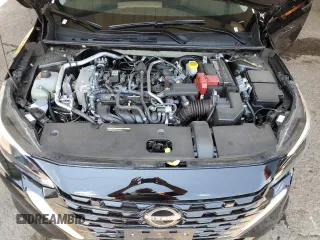 2025 Nissan Sentra S z VIN 3N1AB8BV5SY291712, wystawiony jako Copart lot #59800235 z przebiegiem 5 240 mil mil oraz Czysty tytuł • Clean title. Historia ofert i sprzedaży dostępna na DreamBid. Obrazek 11.