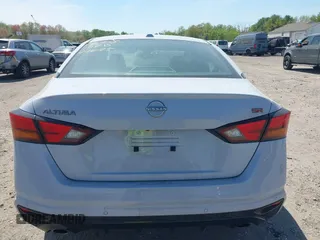 2024 Nissan Altima SR z VIN 1N4BL4CVXRN400409, wystawiony jako IAAI lot #42075648 z przebiegiem 9 108 mil mil oraz . Historia ofert i sprzedaży dostępna na DreamBid. Obrazek 17.