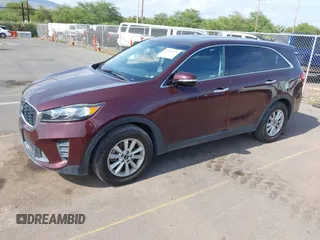 2019 Kia Sorento LX z VIN 5XYPG4A58KG565461, wystawiony jako IAAI lot #42099618 z przebiegiem 42 574 mil mil oraz . Historia ofert i sprzedaży dostępna na DreamBid. Obrazek 17.