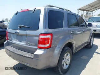 2008 Ford Escape Hybrid с VIN 1FMCU59H48KB09466, выставлен на аукционе IAAI как лот 42597739 с пробегом 145 559 миль миль и . История ставок и продаж доступна на DreamBid. Изображение 4.
