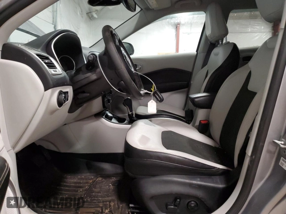 2018 Jeep Compass Altitude with VIN 3C4NJDBB3JT223677, listed as a Copart auction lot 46104235 with 90,940 mi miles and Non Repairable. Bid and sale history available at carsss.com. Image 7.