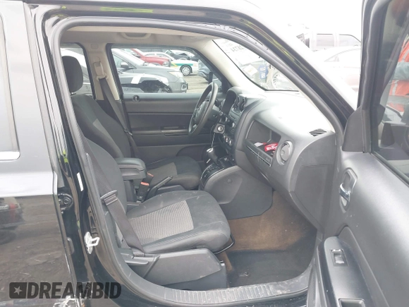 2014 Jeep Patriot Altitude with VIN 1C4NJPBA9ED505021, listed as a IAAI auction lot 41728734 with 142,385 mi miles and . Bid and sale history available at DreamBid. Image 5.