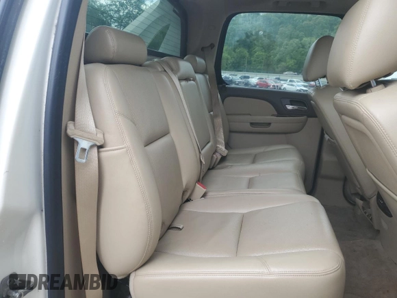 2013 Chevrolet Avalanche LTZ z VIN 3GNTKGE77DG277811, wystawiony jako Copart lot #58436905 z przebiegiem 126 603 mil mil oraz Szkoda całkowita • Salvage title. Historia ofert i sprzedaży dostępna na DreamBid. Obrazek 10.