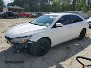 2017 Toyota Camry XLE z VIN 4T1BF1FK6HU435658, wystawiony jako Copart lot #55376765 z przebiegiem 132 623 mil mil oraz Szkoda całkowita • Salvage title. Historia ofert i sprzedaży dostępna na DreamBid. Obrazek 1.