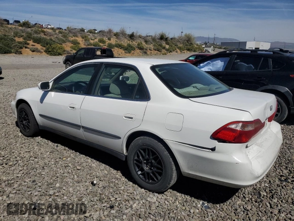 1998 Honda Accord LX z VIN 1HGCG5649WA145400, wystawiony jako Copart lot #56373105 z przebiegiem 319 020 mil mil oraz Szkoda całkowita • Salvage title. Historia ofert i sprzedaży dostępna na DreamBid. Obrazek 2.