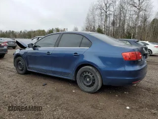 2011 Volkswagen Jetta SE с VIN 3VWBX7AJ3BM028442, выставлен на аукционе Copart как лот 81852814 с пробегом 223 779 миль миль и Списание • Salvage title. История ставок и продаж доступна на DreamBid. Изображение 2.