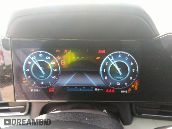 2024 Hyundai Elantra Limited z VIN KMHLN4DJ4RU093132, wystawiony jako IAAI lot #41960097 z przebiegiem 8 445 mil mil oraz . Historia ofert i sprzedaży dostępna na DreamBid. Obrazek 7.