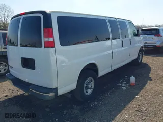 2017 Chevrolet Express Passenger LT with VIN 1GAZGPFFXH1206108, listed as a IAAI auction lot 41758750 with 320,138 mi miles. Bid and sale history available at carsss.com. Image 4.
